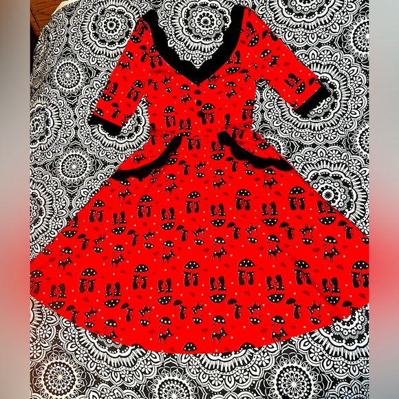 Voodoo Vixen Retro Pinup 50s Katnis cats in the Rain size Small with Pockets - Picture 2 of 12